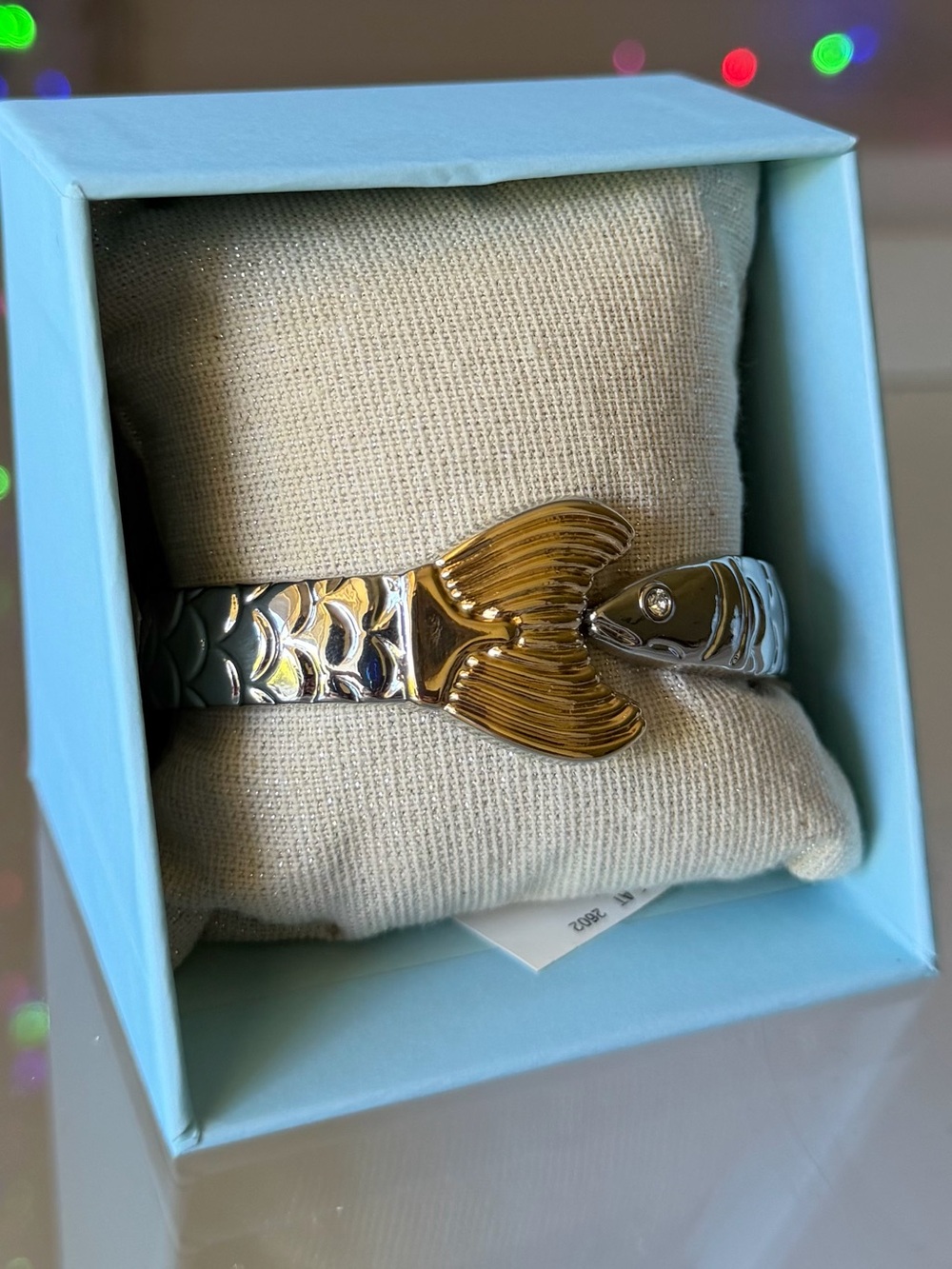 Piper K Two-Tone Fish Tail Sardine Coastal sea life bangle Bracelet Silver Gold - Picture 5 of 7